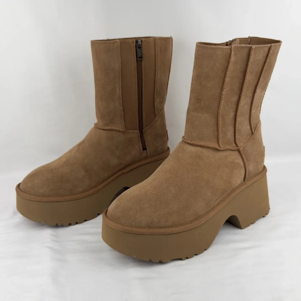 UGG New Heights Platform Boots Chestnut Suede Womens Sz 10 NWOB